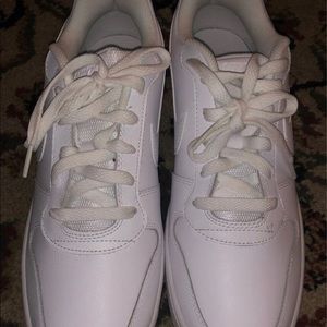 Nike Court Borough Low Shoes in White